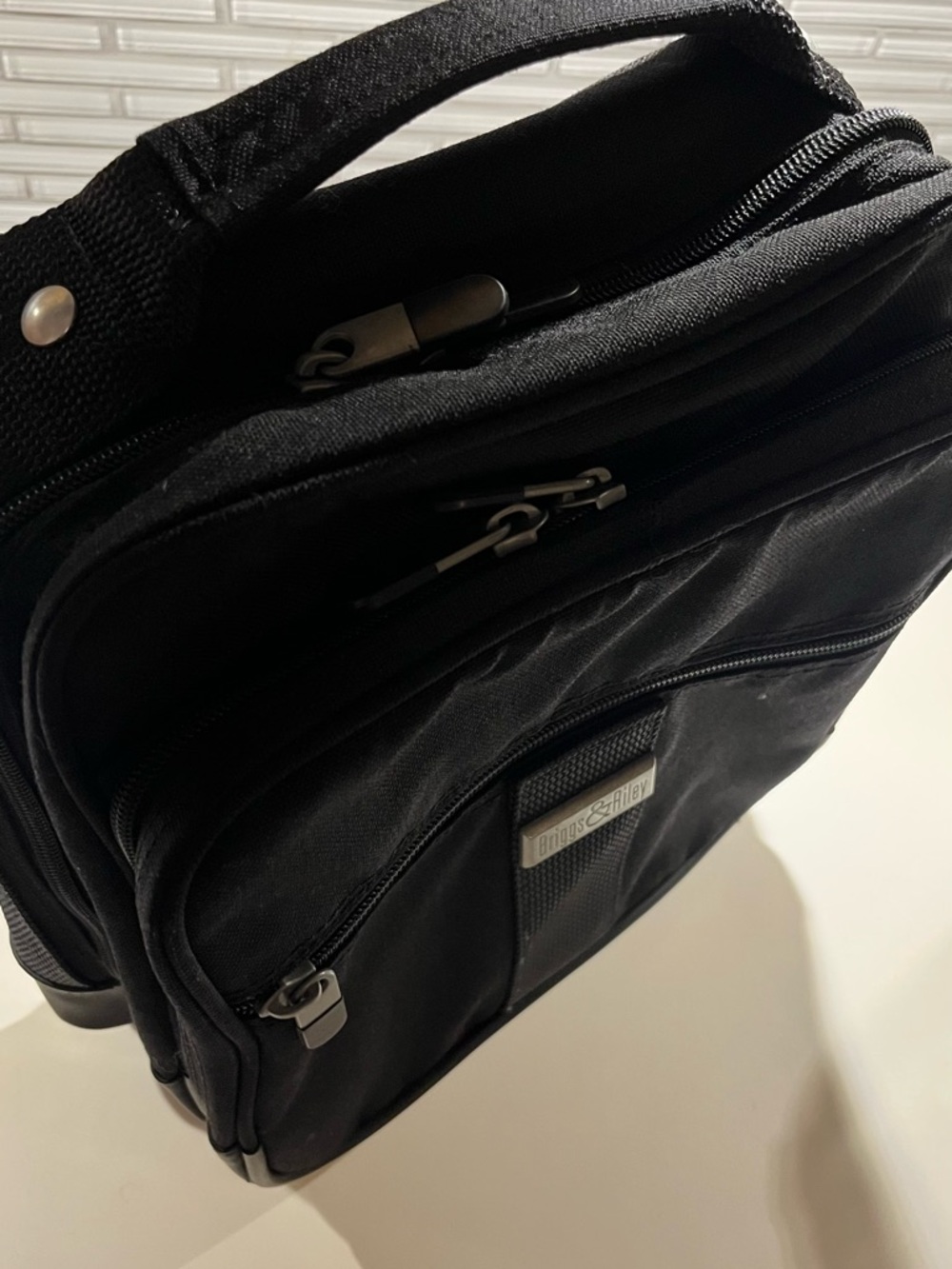 Briggs & Riley Large Toiletry Kit - Picture 4 of 7